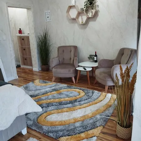 за гости боляри 2 Apartment Velingrad